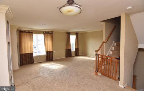 35 Highgrove Ct, West Deptford NJ 08086-3814 exterior