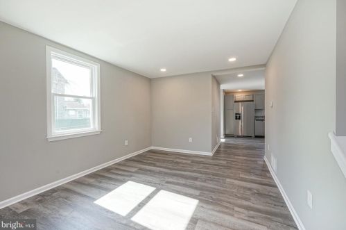 326 Billingsport Rd, West Deptford NJ 08066-2238 exterior