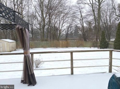 112 Talon Ln, West Deptford NJ 08093-2322 exterior