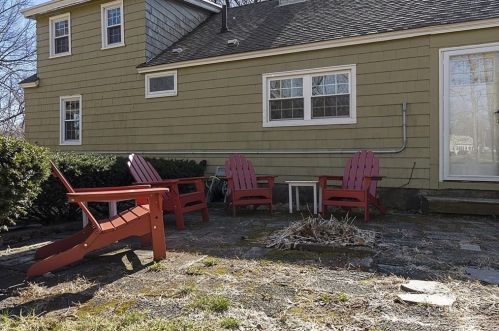 14 Meadow Ln, Worcester MA  01602-1604 exterior