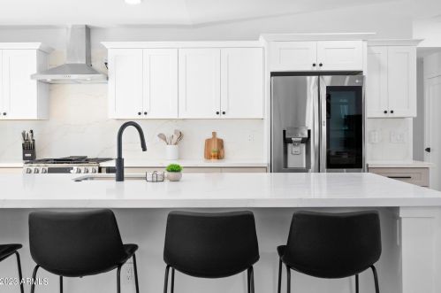 5215 Cambridge Ave, Phoenix AZ 85008-1213 exterior