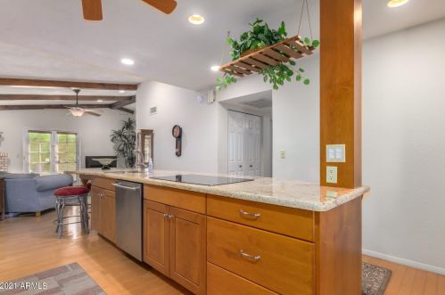 17235 2nd Pl, Phoenix AZ 85022-2315 exterior