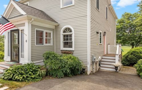 6 Chestnut Rd, Hingham MA 02043-1415 exterior