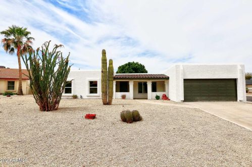 14616 28th Pl, Phoenix AZ  85032-5001 exterior