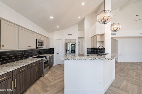 15830 15th Pl, Phoenix AZ  85048-8629 exterior