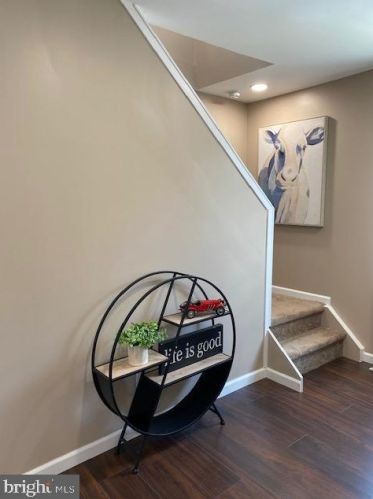 1564 Center St, West Deptford NJ  08086-3098 exterior