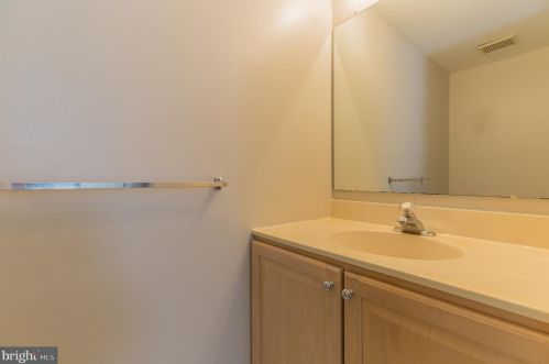 103 Ladds Ln, West Deptford NJ 08093-2319 exterior