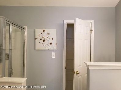 19 Charles Ct, Tinton Falls NJ 07712-7941 exterior