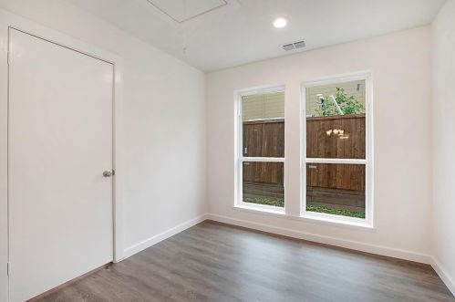 3104 Oak Grove Dr, Plano TX 75074-2946 exterior