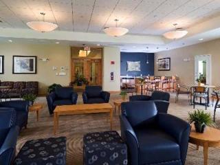 12 Highpoint Cir, Quincy MA  02169-4648 exterior