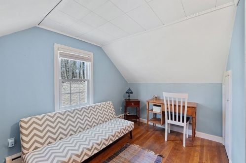 14 Meadow Ln, Worcester MA  01602-1604 exterior