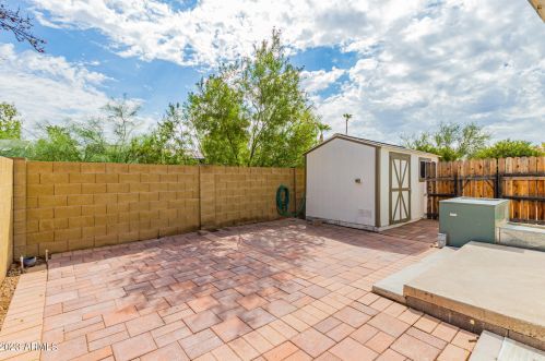 19627 30 St, Phoenix AZ 85008-6137 exterior