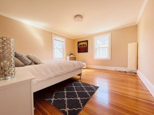 80 Central Ave, Newton MA 02460-1714 exterior