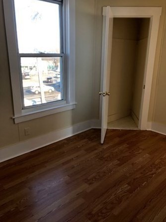 8 Barclay St, Worcester MA 01604-4234 exterior