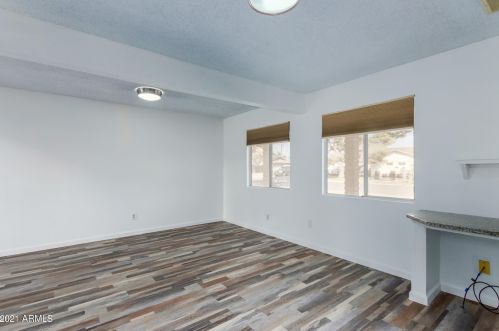 11022 35 Dr, Phoenix AZ 85053-7613 exterior