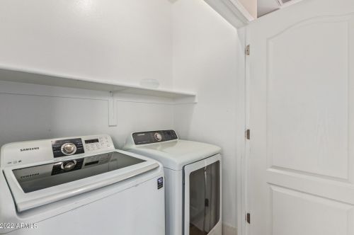 7515 30th Pl, Phoenix AZ  85042-6050 exterior