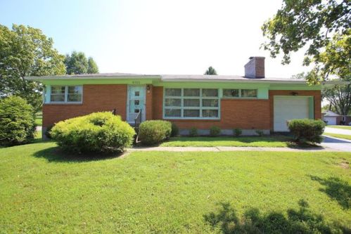 5703 Lovers Ln, Louisville KY  40291-1246 exterior