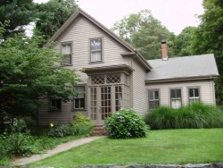 87 Rockland Pl, Newton, MA 02464-1214