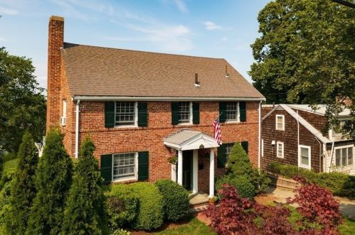 25 Talbot Rd, Hingham, MA 02043-4524