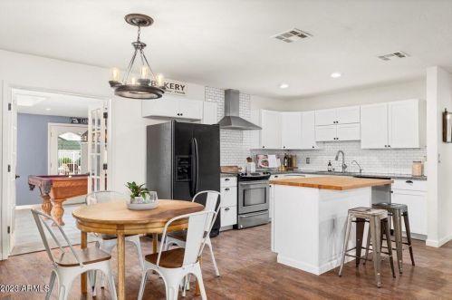 18819 30th St, Phoenix AZ  85050-3411 exterior