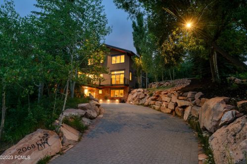 2068 Mahre Dr, Park City UT 84098-8508 exterior