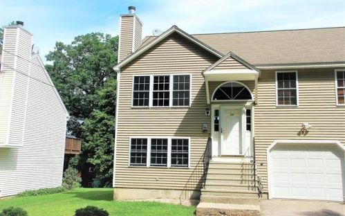 39 Locust Ave, Worcester MA  01604-1128 exterior