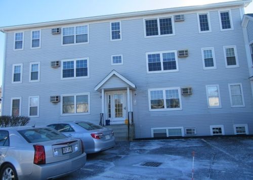 1 Amesbury St, Worcester MA 01605-2054 exterior