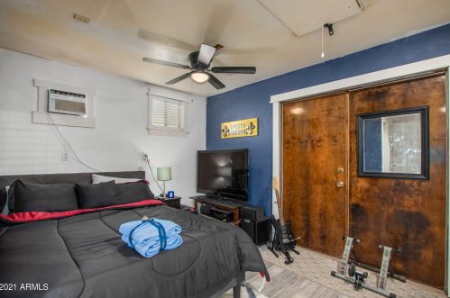 18824 30th St, Phoenix AZ  85050-3412 exterior