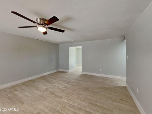 2035 64th Ln, Phoenix AZ  85035-3401 exterior