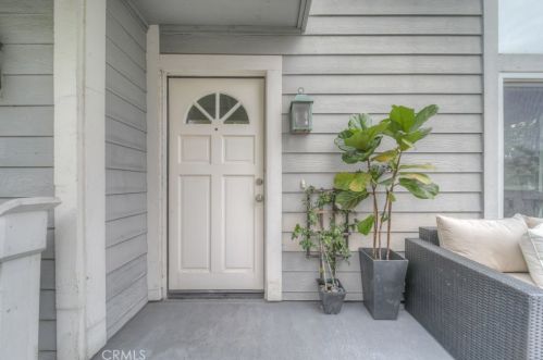 57 Remington, Irvine CA  92620-5730 exterior