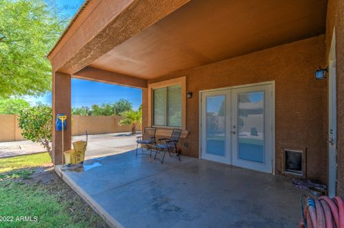 4217 73 Dr, Phoenix AZ 85033-2512 exterior