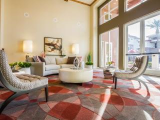 411 Indian School Rd, Phoenix AZ  85012-1829 exterior