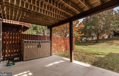 6117 Starburn Path, Columbia MD  21045-2562 exterior