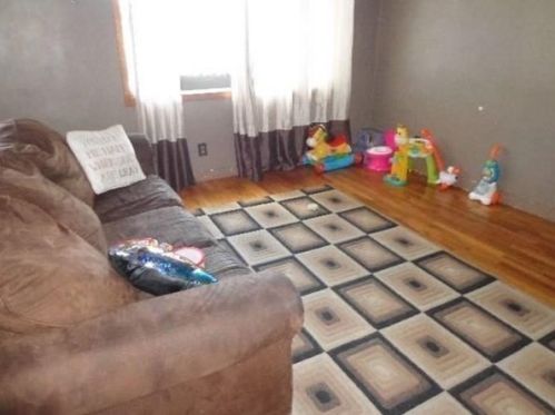 32 Blackstone Rd, Weymouth MA  02191-1531 exterior