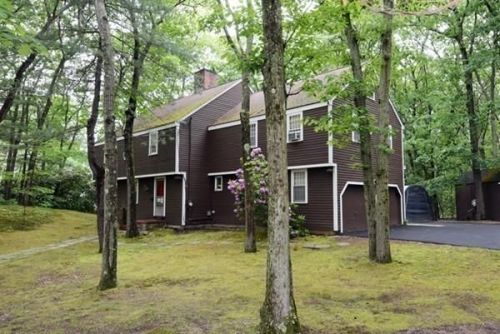 174 Locksley Rd, Lynnfield MA  01940-1447 exterior