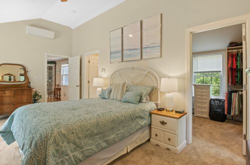 2 Uncle Zlotis Rd, Chatham MA 02633-1595 exterior