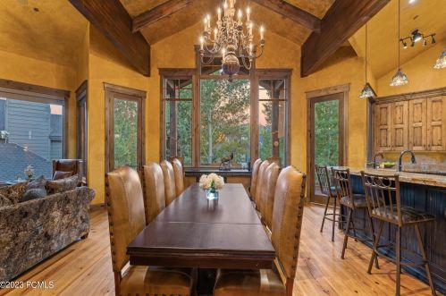 2702 Est Dr, Park City UT 84060-6878 exterior