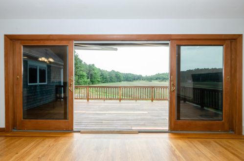 155 Great Nck Rd, Wareham MA 02571-2426 exterior