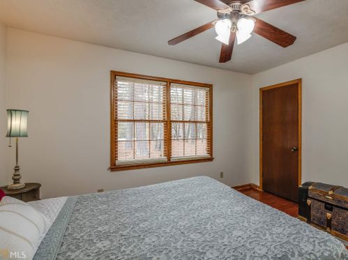 10 Kerrie Ct, Stockbridge GA 30281-5821 exterior