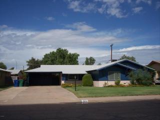 1664 Old Colony, Mesa AZ  85201-2004 exterior