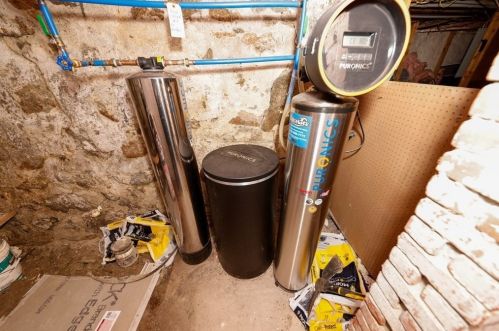 501 Durfee St, Fall River MA 02720-2509 exterior