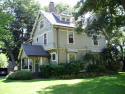 60 Solon St, Newton, MA 02461-1827