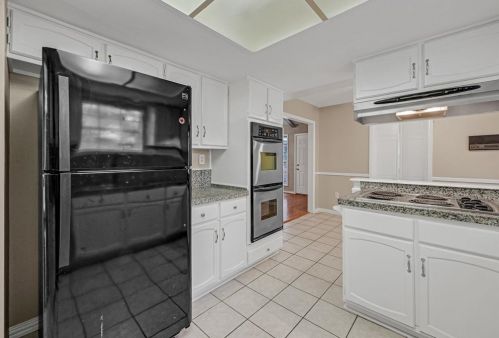 2210 Belmont Dr, Richmond TX 77469-5502 exterior