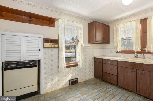 519 Columbia Blvd, West Deptford NJ 08063-1231 exterior