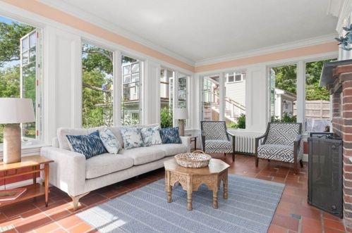 20 Phillips Ave, Rockport MA  01966-1144 exterior