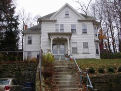 130 Newtonville Ave, Newton, MA 02458-1830
