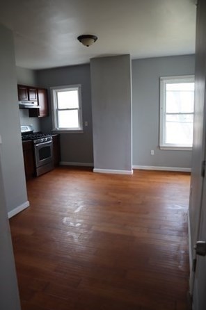 3 Bow St, Taunton MA 02780-4225 exterior