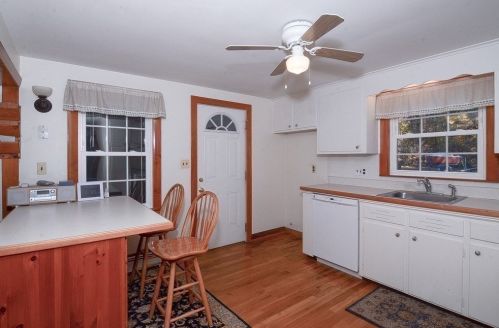 25 Hope Rd, Hingham MA 02043-3465 exterior