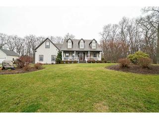 38 Windham Shire Dr, Seekonk, MA 02771-1731