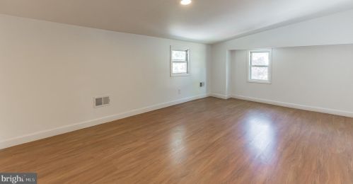 720 Carter Ave, West Deptford NJ  08096-1468 exterior